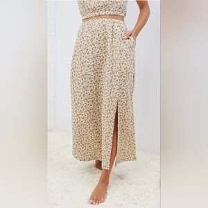 NWT UpWest High Waisted Coastal Cotton Maxi Skirt Size X-Small by Express